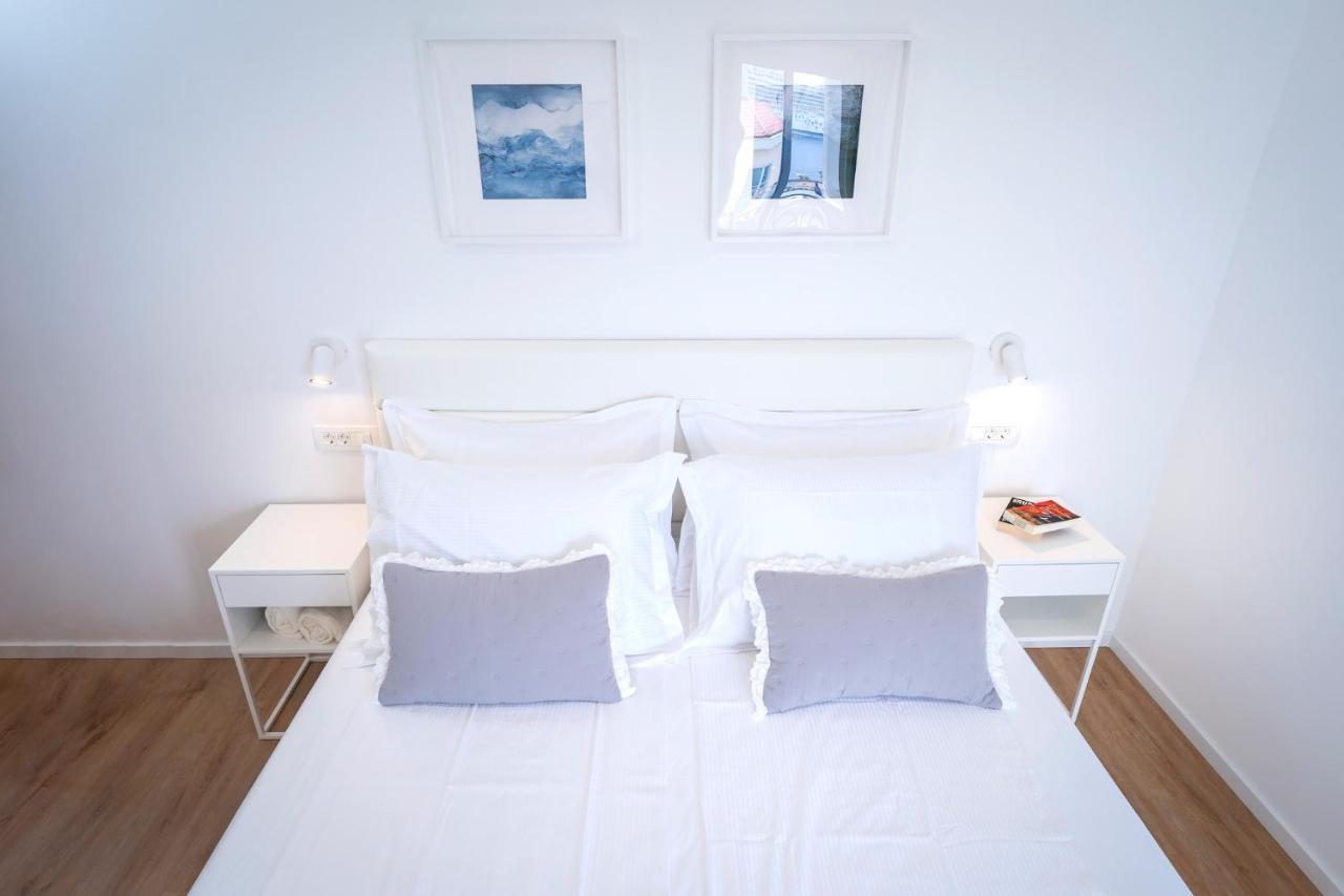 Feelhvar Along Bluelagoon Beach Hvar Town Luaran gambar